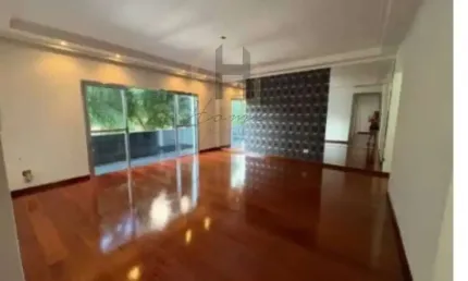 Apartamento à venda no centro de santo andré-sp: 4 quartos, 1 suíte, 3 salas, 3 banheiros, 1 vaga de garagem e 160 m² de área!