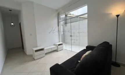 Imperdível apartamento para locação na Vila Assunção, Santo André-SP! 3 quartos, 1 suíte, 2 salas, 2 banheiros, 2 vagas, 110m².
