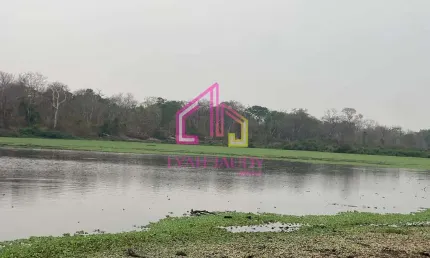 Chácara à venda no centro de  santo antônio do leverger, mt, à 600 m da beira do rio da baía,4,6 hc