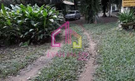 Chácara à Venda no centro de  Santo Antônio do Leverger, MT, à 600 m da beira do rio da Baía,4,6 hc