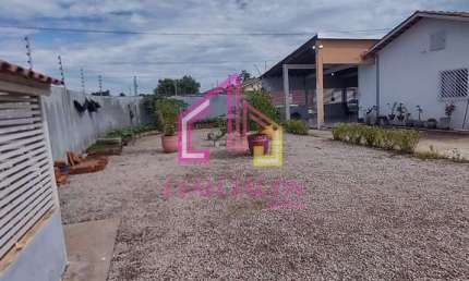 Casa à venda, Residencial Santa Terezinha, Cuiabá, MT, Casa de esquina com terreno amplo, 2 Quartos