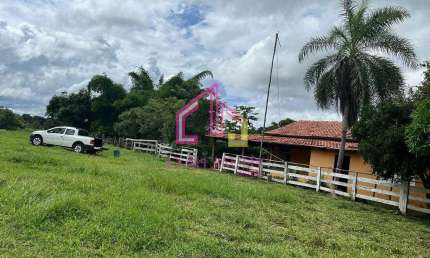 Chácara à venda, Carrigio, Poconé, MT, 16 hc, casa , galpão, 12 hc em pasto, Poço Artesiano, à 59 k