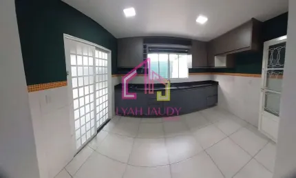 Casa à venda, CPA, Cuiabá, MT, CPA III,  1 Suíte + 1/4, Espaço Gramado,4 VAGAS, FINANCIÁVEL! Quinta