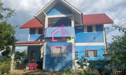 Casa à venda , Bom Clima-  Chapada dos Guimarães - MT- 648 m2, 2 suítes + 2/4, 4 vagas, à 1000 m da