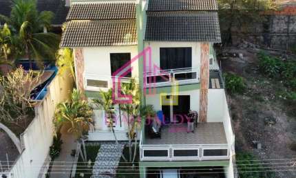 Casa à venda no Bairro Santa Cruz II, Cuiabá- MT, 308 m2 úteis, Placa Solar, ares cond.,  02 suítes