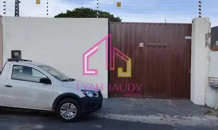 CASA à venda no Jardim Leblon, Cuiabá - MT,400 m² totais, à 50 m da Av. do Moinho, 15 vagas, escrit