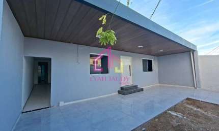 Casa à venda, Morada da Serra, CPA 3, Cuiabá-MT, sendo 1 suíte + 3/4, Piscina, Área Gourmet e Excel