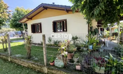 Casa com 2 quartos à venda na Kraemer-Eck, 1308, Centenário, Sapiranga por R$ 420.000