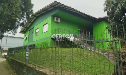 Casa com 3 quartos à venda na Alberto Bins, 105, Santa Fé, Sapiranga por R$ 1.200.000