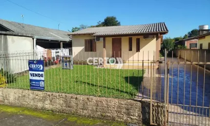 Casa com 2 quartos à venda na Tupanciretã, 93, Amaral Ribeiro, Sapiranga por R$ 318.000