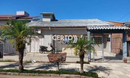 Casa com 5 quartos à venda na Rua Felipe Camarão, 24, Centenário, Sapiranga por R$ 639.000