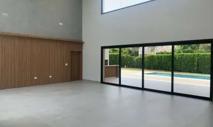 Casa à Venda Condomínio Lago Azul Golfe Clube, Araçoiaba da Serra- SP