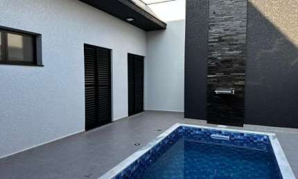 Excelente casa térrea à venda no Condomínio Residencial Le France em Sorocaba