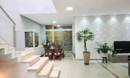 Sobrado à venda no Condomínio Golden Park Alpha, em Sorocaba-SP.
