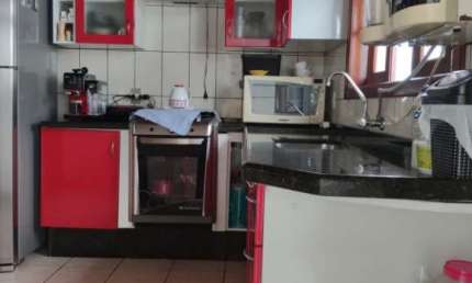 Casa térrea à venda no Jardim Residencial Deolinda Guerra, em Sorocaba-SP.