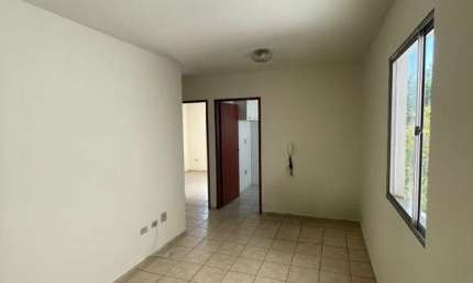 Apartamento à venda no Condomínio Residencial Camila, em Sorocaba-SP.