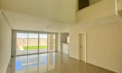 Sobrado à venda no Condomínio Campos do Conde, em Sorocaba-SP.