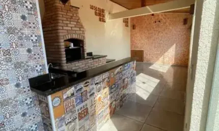 Casa térrea à venda no Parque São Bento, Sorocaba- SP.