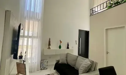 Sobrado à venda no Condomínio Jardim Residencial Jardim, em Sorocaba-SP.