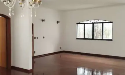 Casa comercial ou residencial à venda no Campolim, em Sorocaba- SP.