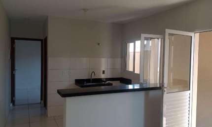 Casa térrea à venda no Condomínio Residencial Savóia, em Sorocaba-SP.