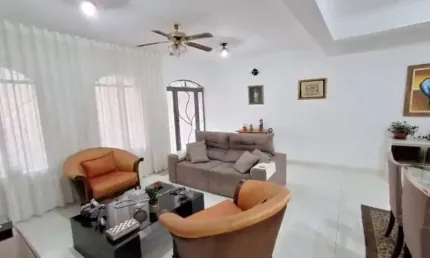 Casa com 3 quartos à venda na Vila Hortência, Sorocaba 