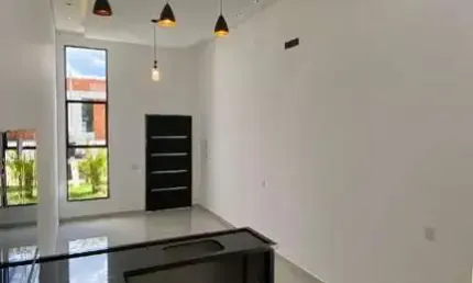 Casa térrea à venda no condomínio jardim residencial jardim, em sorocaba-sp.