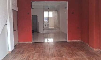 Salão comercial para alugar no Jardim Simus, em Sorocaba-SP.