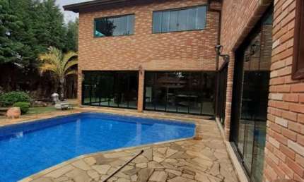 Sobrado à venda no Condomínio Lago Azul Golfe Clube, Araçoiaba da Serra- SP