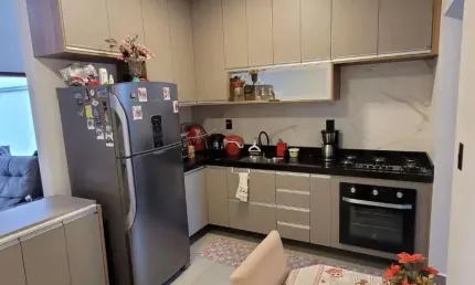 Casa térrea à venda no Jardim São Carlos, em Sorocaba-SP.