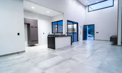 Casa térrea à venda no condomínio chácara ondina, em sorocaba-sp.