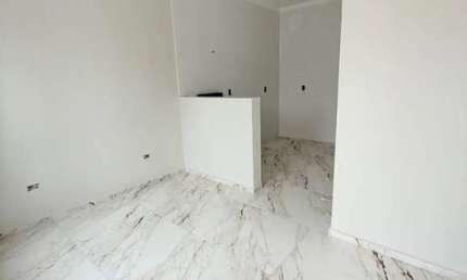 Casa geminada à venda no Jardim Ametista, em Sorocaba-SP.