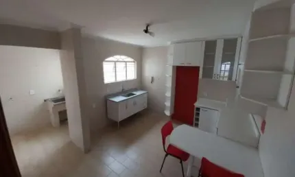 Apartamento à venda no Edifício Lisboa, em Sorocaba-SP.