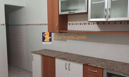 2 Casas com  área comercial - B. Cerâmica próximo ao Shopping
