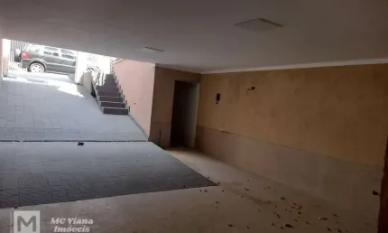 Espaçoso Sobrado à Venda em Parque Flamengo, Guarulhos, SP