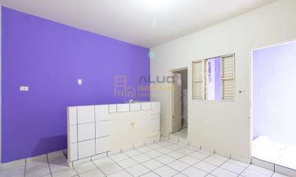 Casa para Venda em Jandira, Parque dos Lagos, 2 dormitórios, 2 banheiros, 2 vagas