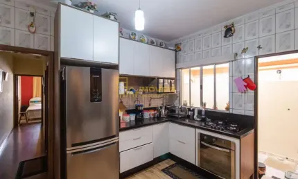 Casa para Venda em Osasco, Novo Osasco, 3 dormitórios, 1 suíte, 2 banheiros, 2 vagas