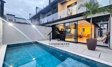 Sobrado com 4 dormitórios à venda, 220 m² por R$ 3.600.000,00 - Praia de Juqueí - São Sebastião/SP