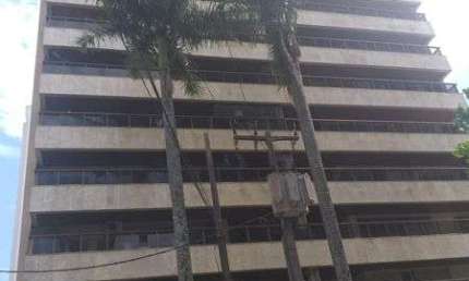 Apartamento com 4 quartos à venda na -, -, Centro, Londrina