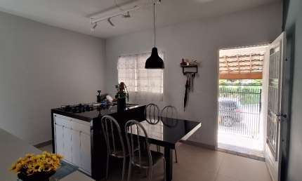 Casa com 2 quartos à venda na Rua Geraldo de Almeida Tavares, 185, Residencial Dom Bosco, São José dos Campos