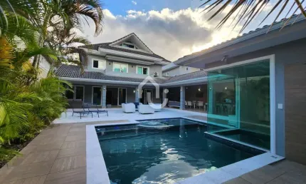 Casa em condomínio fechado com 4 quartos à venda na Avenida Rachel de Queiroz, Barra da Tijuca, Rio de Janeiro, 600 m2 por R$ 7.900.000