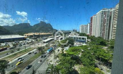 Sala comercial com 1 sala para alugar na Avenida das Américas, Barra da Tijuca, Rio de Janeiro, 49 m2 por R$ 2.400