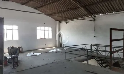 Barracão / Galpão / Depósito com 2 salas à venda na Rua Lutécia, Realengo, Rio de Janeiro, 568 m2 por R$ 540.000