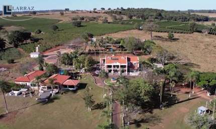 Lindo sitio de cinema para venda em Cassia dos Coqueiros-SP, com 36 hectares, café, mandioca, pasto, muitas benfeitorias, um verdadeiro refugio