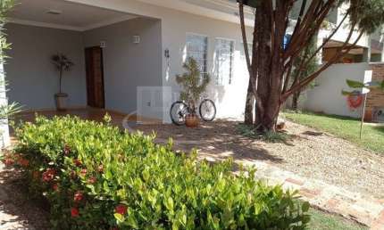 Amplo Sobrado para venda em Bonfim Paulista no Condominio Villa Real, 3 dormitorios sendo 1 suite, varanda gourmet  em 297 m2 de area total