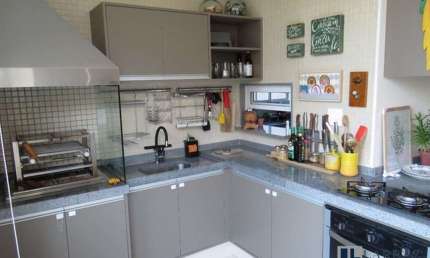 Oportunidade. Lindo sobrado alto padrão para venda na Vila do Golfe, Cond. Buona Vita Ribeirão, 3 dormitorios com 1 suite, varanda gourmet em 250 m2 t