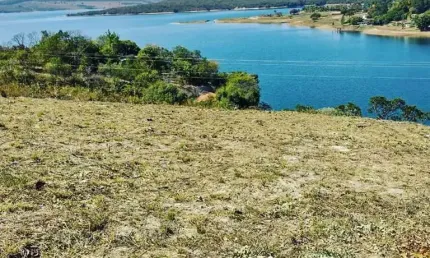 Lote para venda ou parceria na incorporação em São Jose da Barra/Capitolio-MG, lote com 2021 m2, beira da pista e beira da agua
