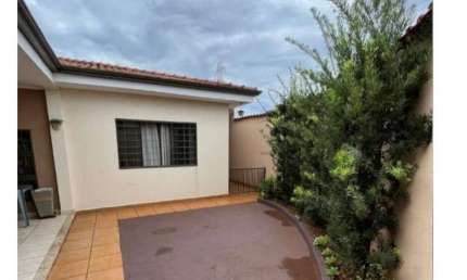Linda casa para venda no Quintino II / Simioni, 2 dormitorios sendo 1 suite, varanda gourmet, ótimo acabamento em 140 m2 construidos, ótima localizaçã