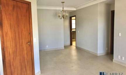 Apartamento para venda no Santa Cruz, Ed. Montparnasse, 4 dormitoros sendo 3 suites, reformado, completo armários, 149 m2 privativos, portaria 24h e l