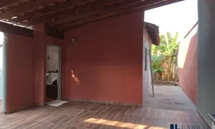 Casa para venda na zona leste no antonio palocci, 2 dormitorios, amplo quintal com arvores em 205 m2 de área total